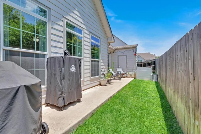 $295,000 | 12153 Abbey Glen Lane, Austin, TX 78753