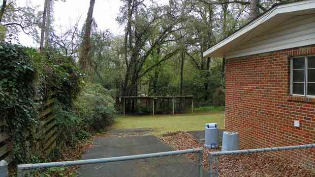 2211 Jim Lee Road Tallahassee, FL 32301 - Photo 13 of 17 Gallery Image 13