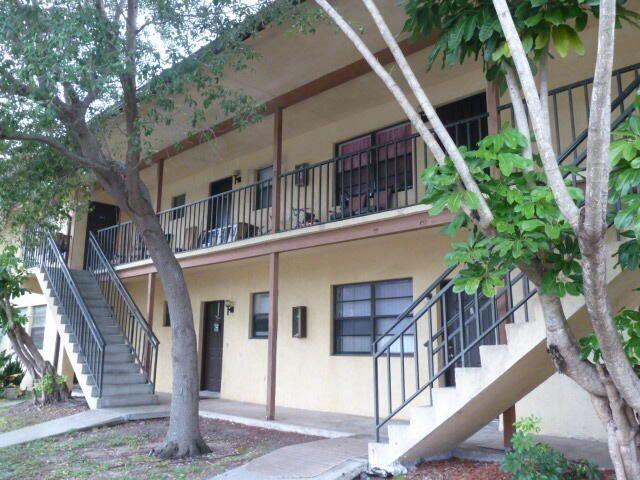 3293 Kirk Road, Unit 6 Lake Worth, FL 33461 - Photo 1 of 15 20210909195320552662000000-o