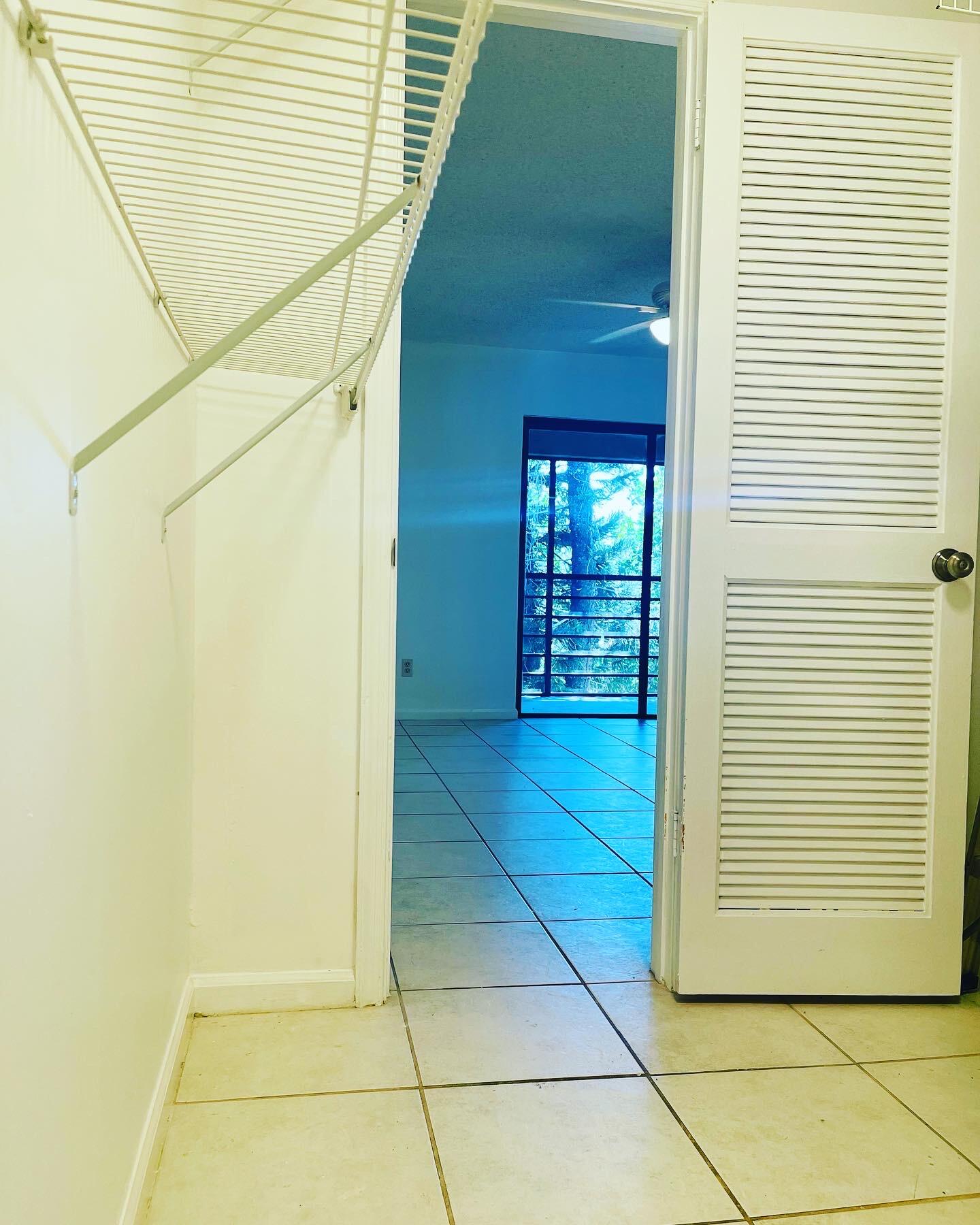 3293 Kirk Road, Unit 6 Lake Worth, FL 33461 - Photo 10 of 15 8AE66154-4410-42F2-BF87-4863104F91A0