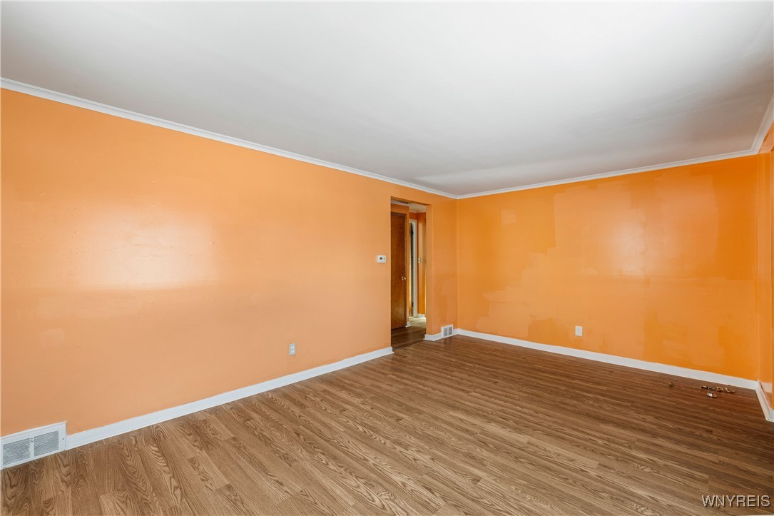 1271 Cleveland Drive Cheektowaga, NY 14225 - Photo 18 of 27