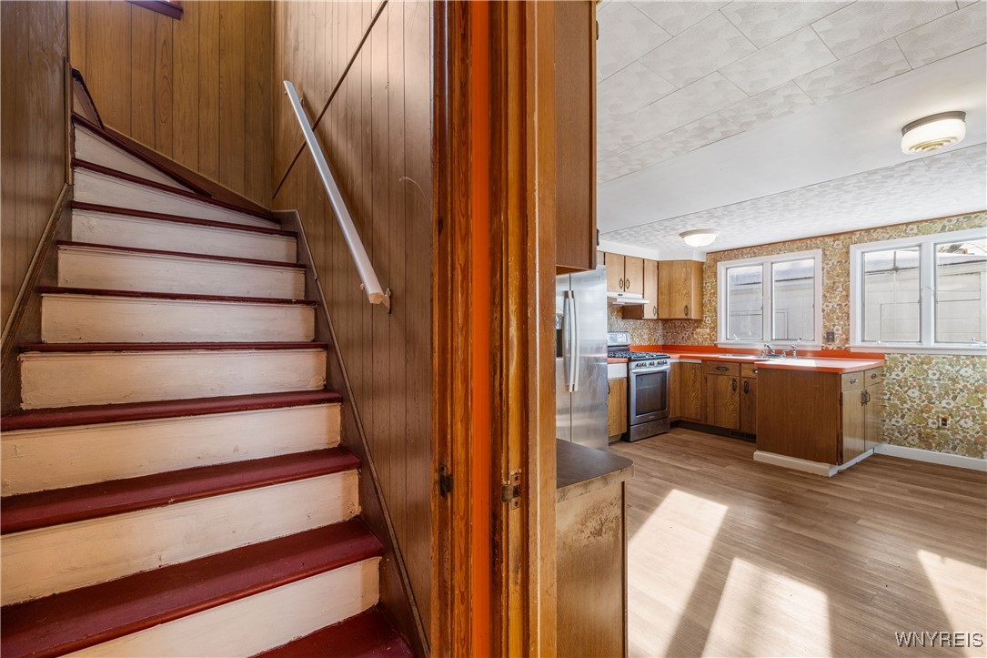 1271 Cleveland Drive Cheektowaga, NY 14225 - Photo 20 of 27