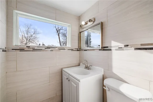 $2,200 | 1271 Cleveland Drive, Cheektowaga, NY 14225