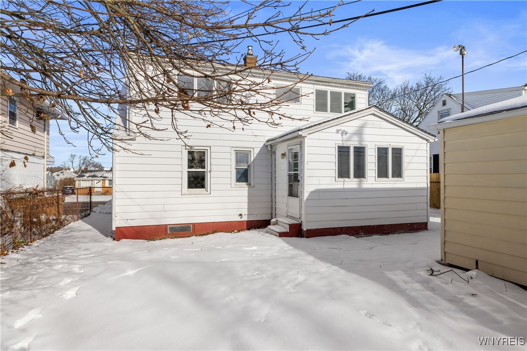 1271 Cleveland Drive Cheektowaga, NY 14225 - Photo 6 of 27