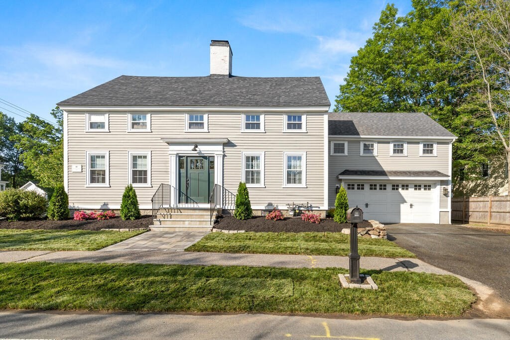 42 South Main Street, Unit 1 Topsfield, MA 01983 - Photo 1 of 34