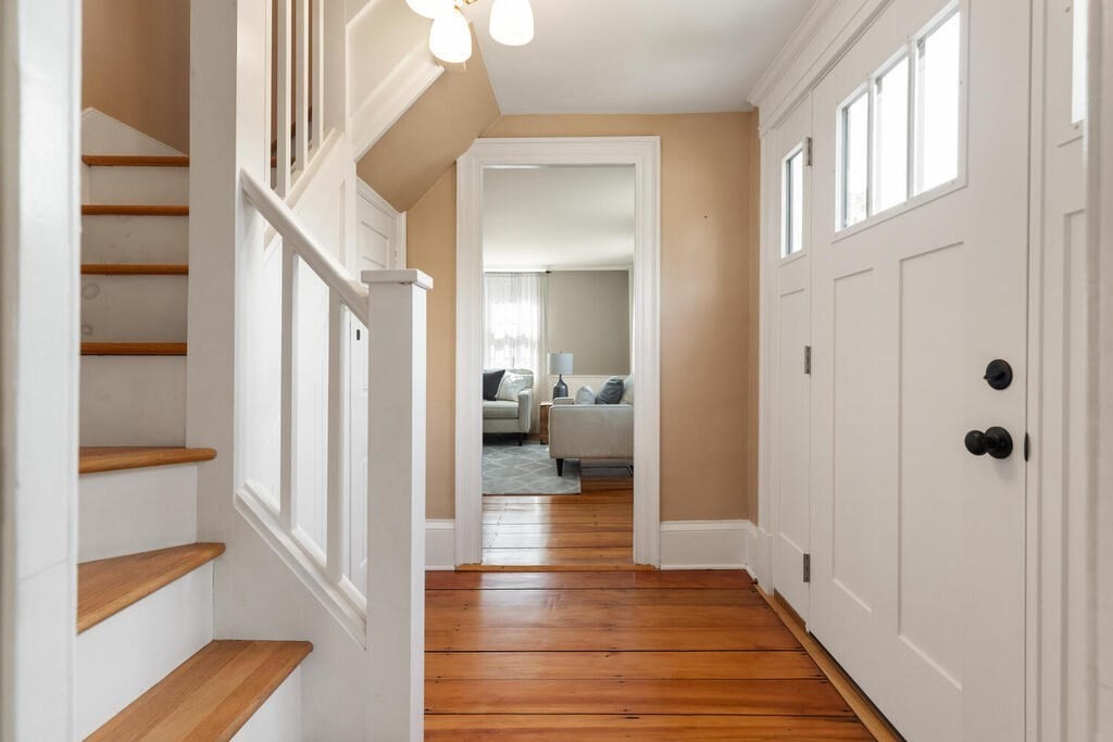 42 South Main Street, Unit 1 Topsfield, MA 01983 - Photo 15 of 34