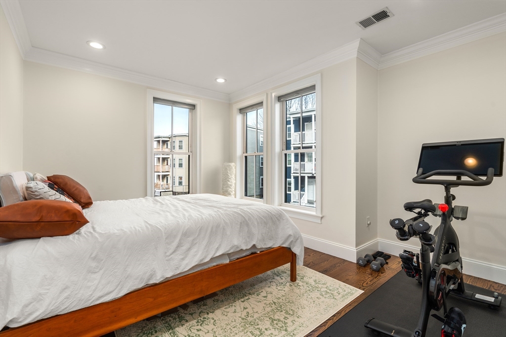136 Sydney Street, Unit 5 Boston, MA 02125 - Photo 19 of 23