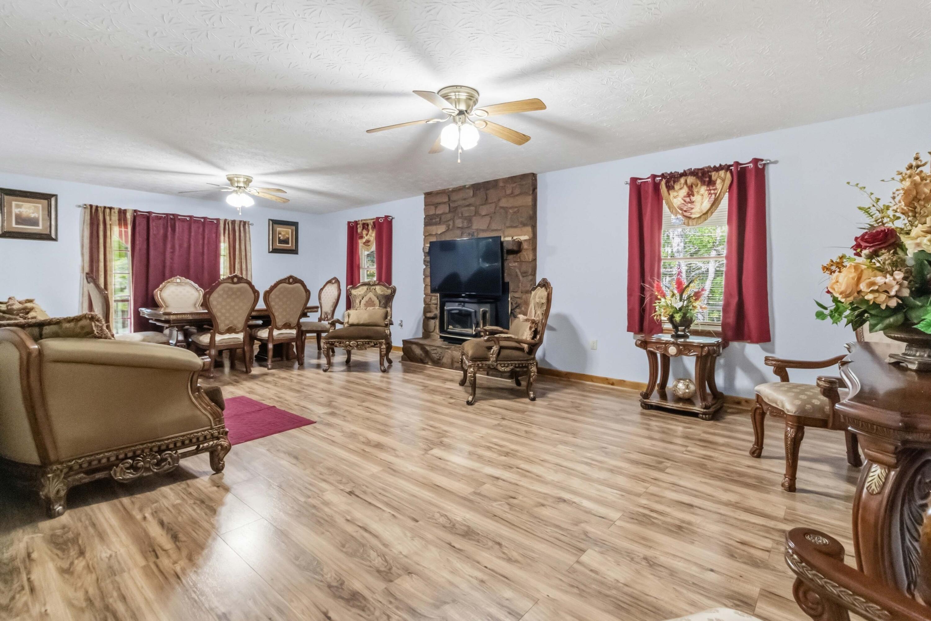 1803 Patsy Riffe Road Middleburg, KY 42541 - Photo 6 of 73 0005
