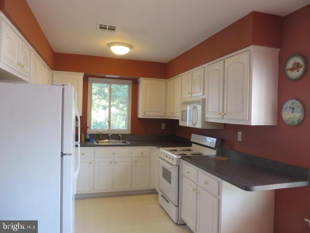 31 Blue Ridge Drive Brick, NJ 08724 - Photo 8 of 23 Gallery Image 8