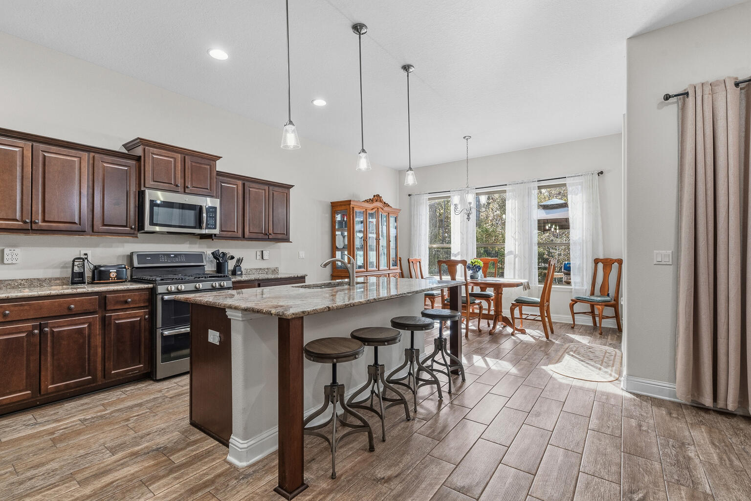 6113 Walk Along Way Crestview, FL 32536 - Photo 11 of 67 DSC03763