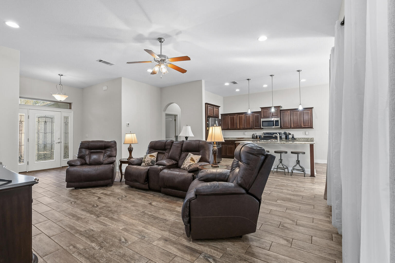 6113 Walk Along Way Crestview, FL 32536 - Photo 6 of 67 DSC03732