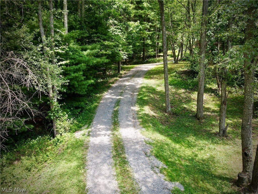 5931 Middle Run Road Dover, OH 44622 - Photo 5 of 13 Gallery Image 5