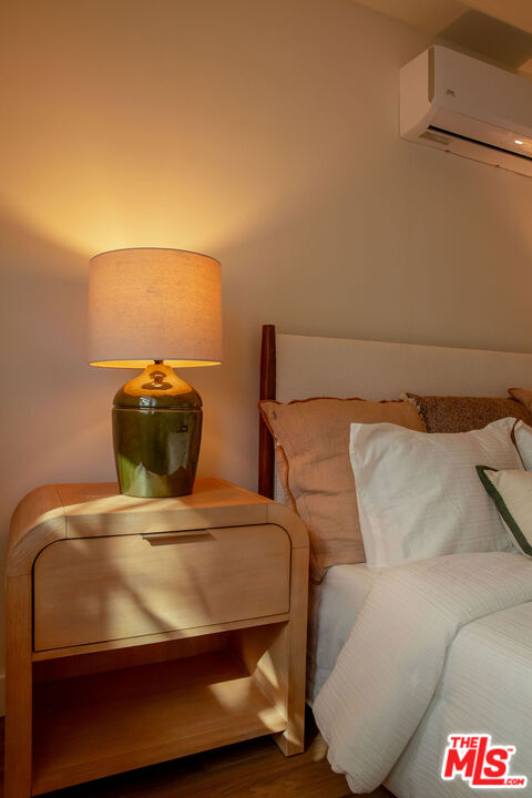 2046 1/2 Burnside Avenue Los Angeles, CA 90016 - Photo 28 of 38