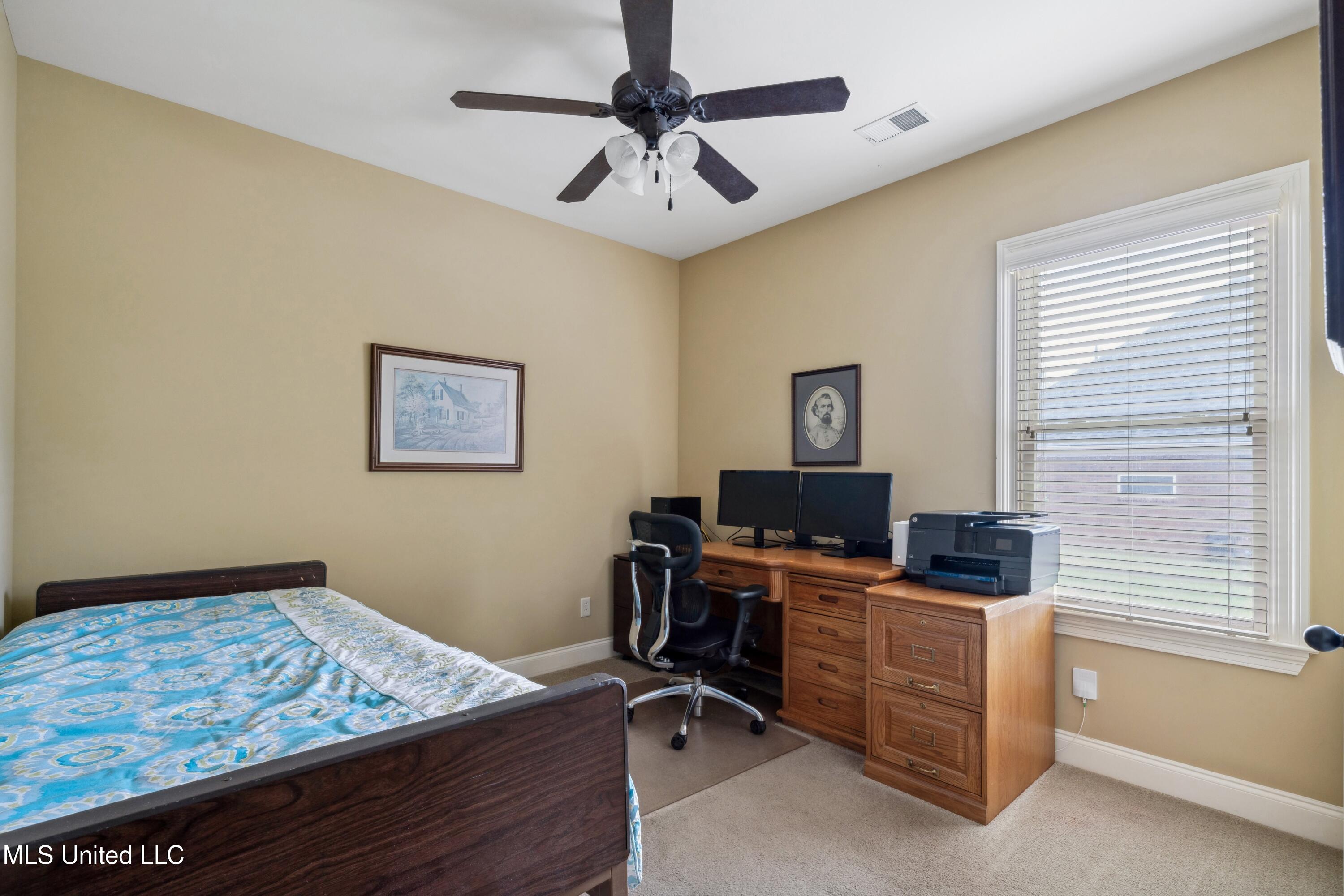 3922 Huntingdon Lane Hernando, MS 38632 - Photo 19 of 24 3922 Huntingdon Ln-18