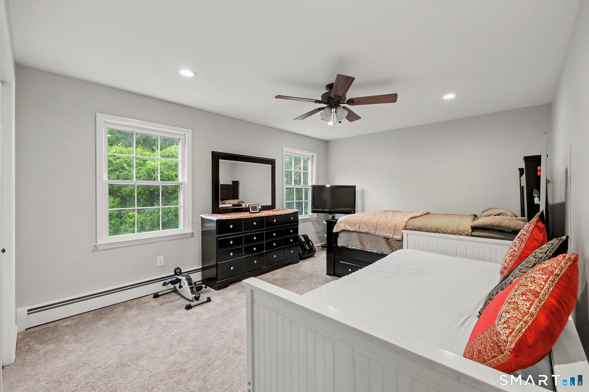 567 Danbury Road Wilton, CT 06897 - Photo 17 of 32