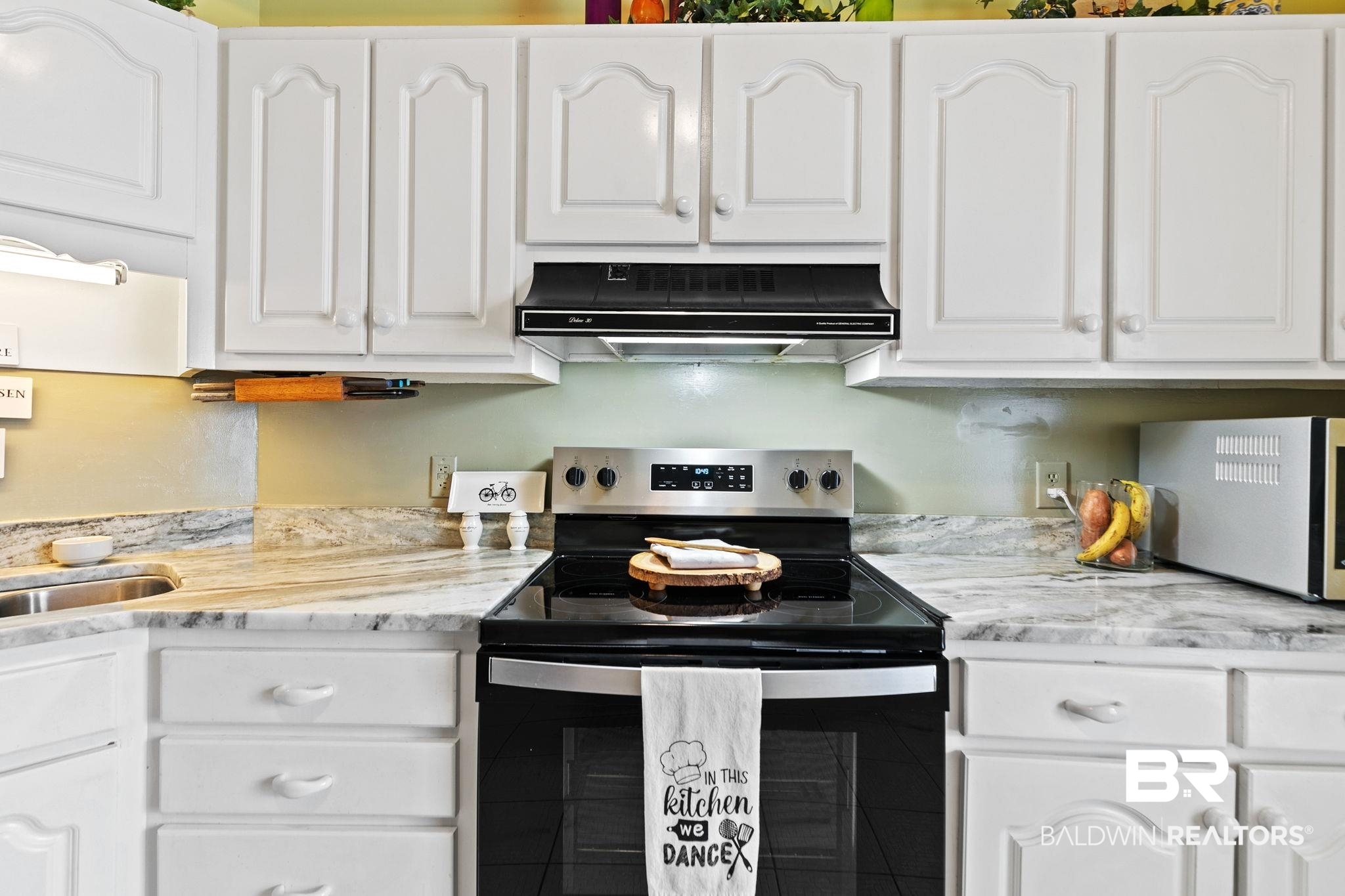 519 Juniper Place Drive Foley, AL 36535 - Photo 16 of 47 Kitchen