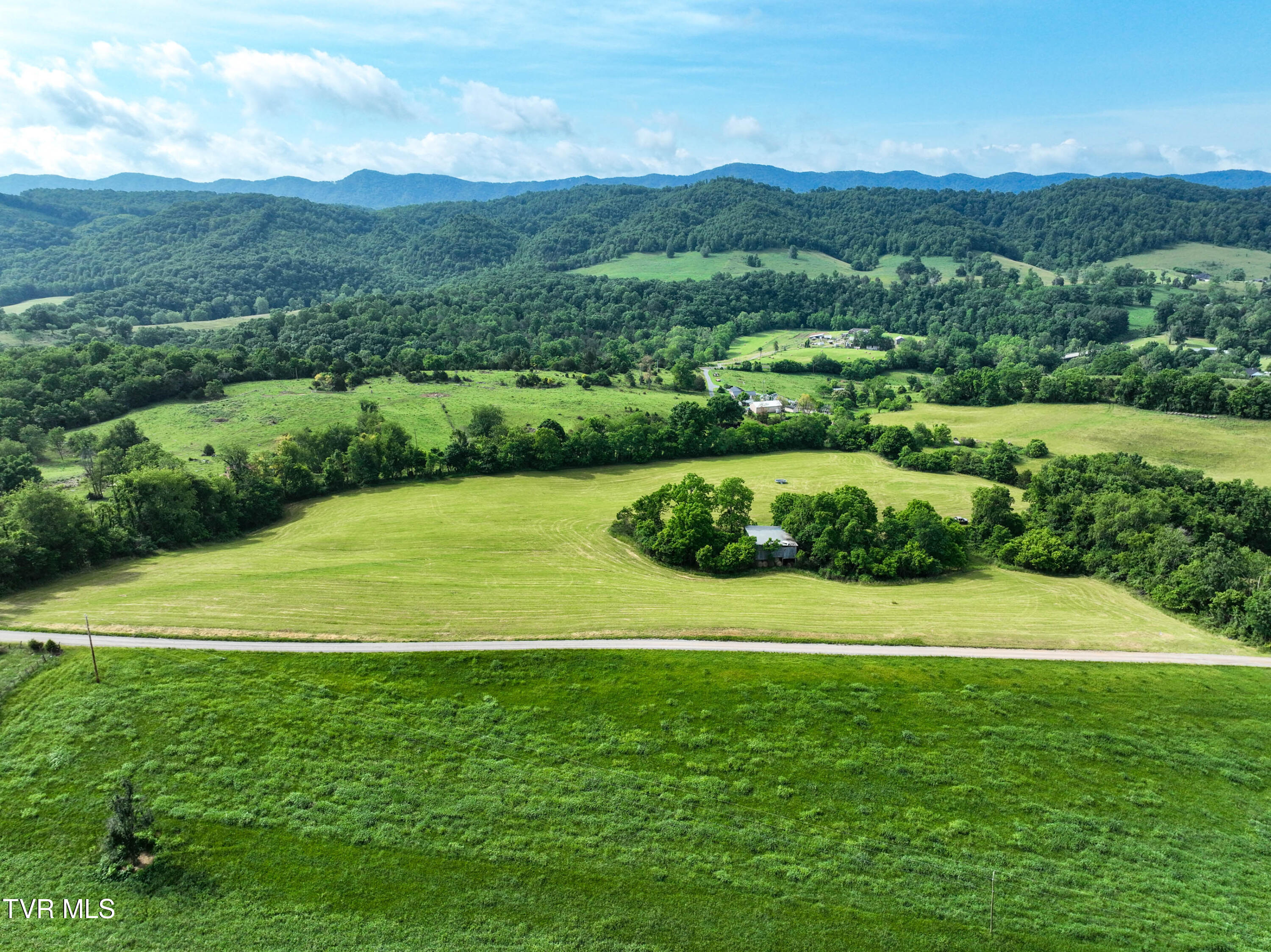 Lot 2 Wayside Meadows Road, Unit 2 Nickelsville, VA 24271 - Photo 31 of 41 Wayside Meadows Rd Drone GLOV-12