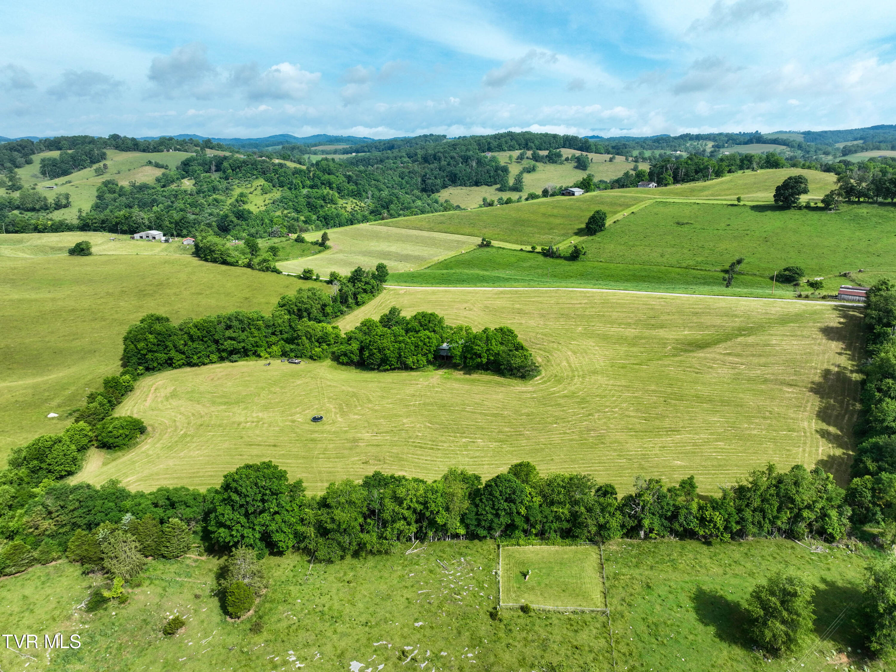 Lot 2 Wayside Meadows Road, Unit 2 Nickelsville, VA 24271 - Photo 38 of 41 Wayside Meadows Rd Drone GLOV-5