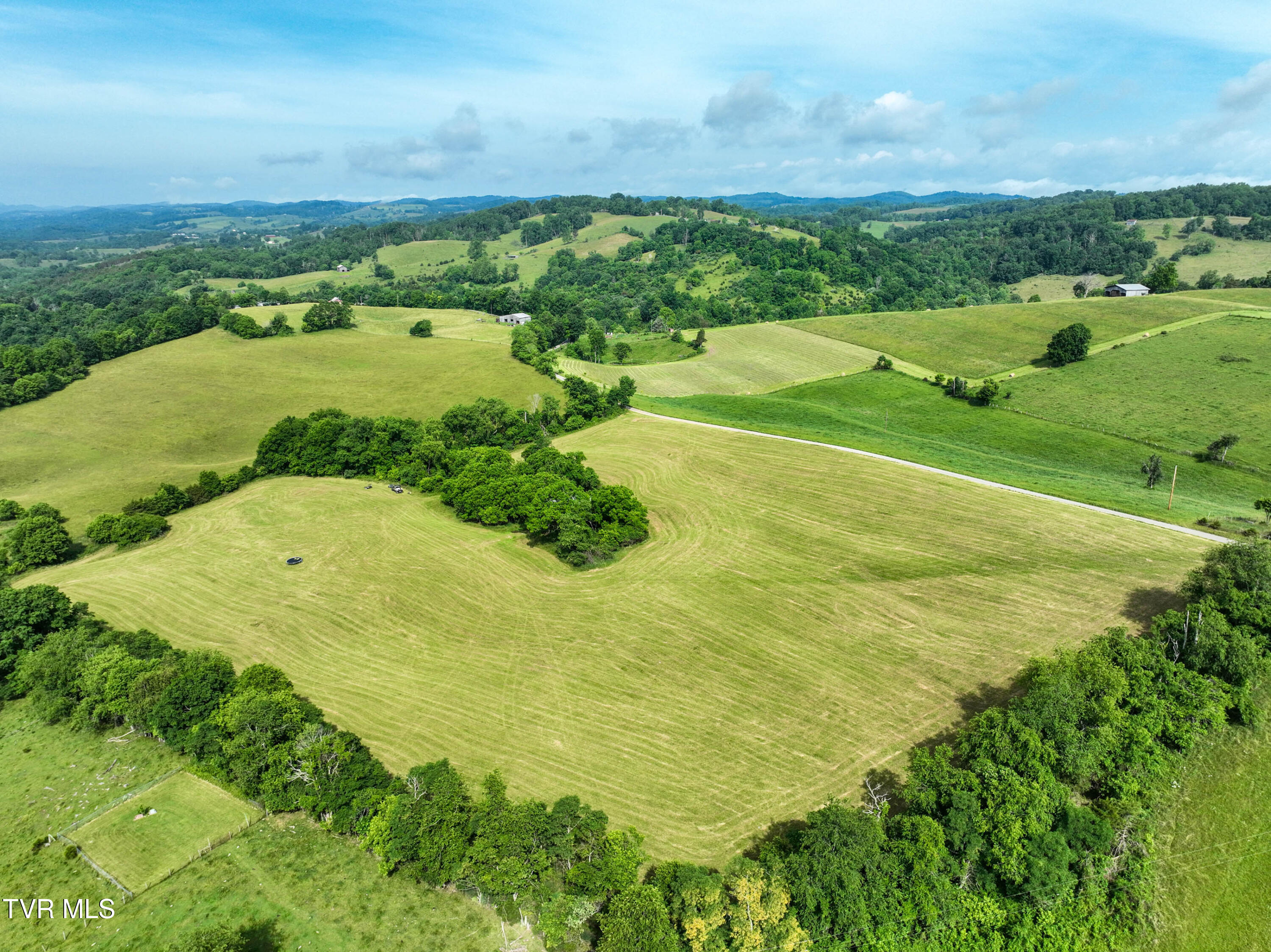 Lot 2 Wayside Meadows Road, Unit 2 Nickelsville, VA 24271 - Photo 39 of 41 Wayside Meadows Rd Drone GLOV-4