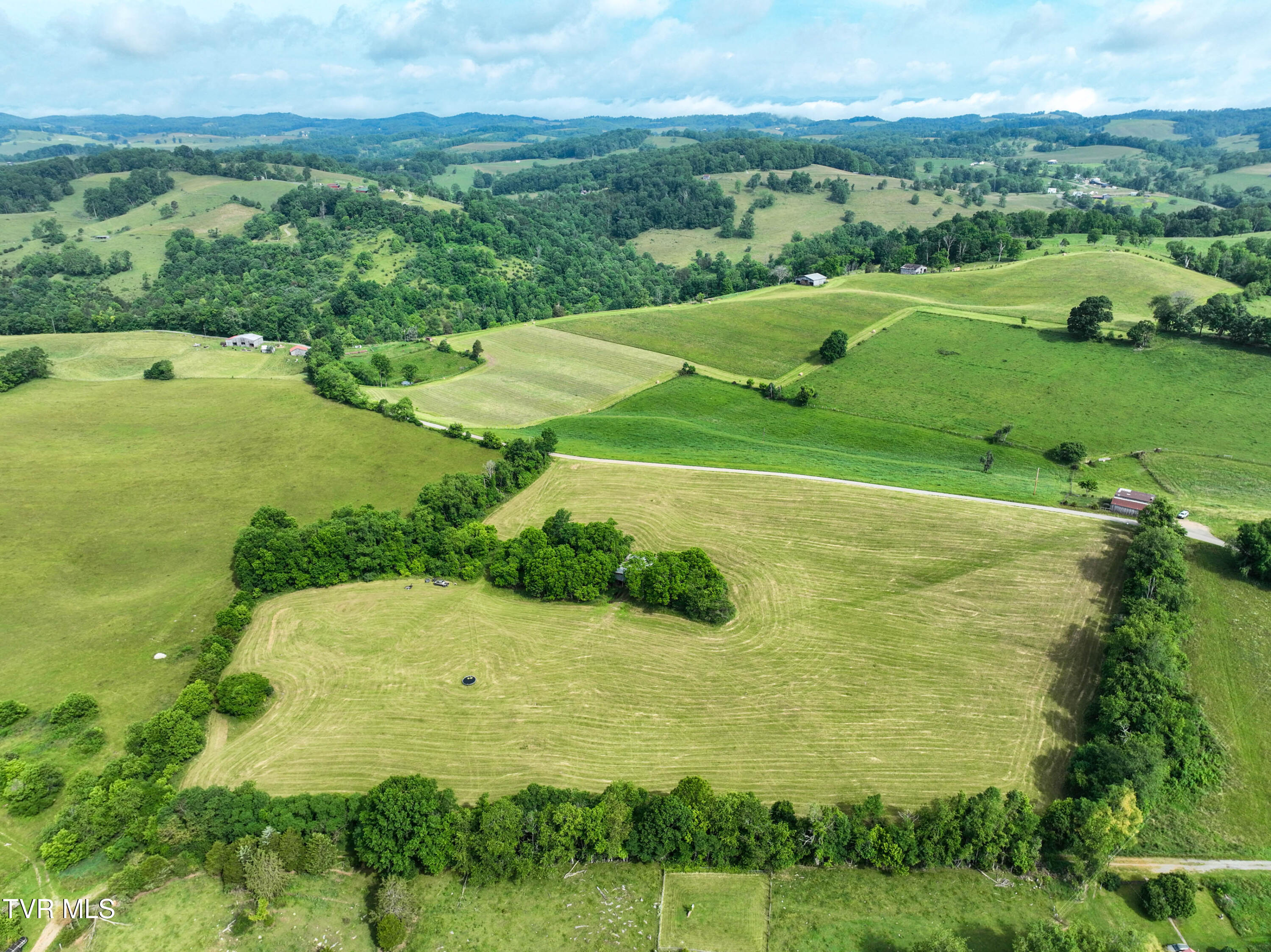 Lot 2 Wayside Meadows Road, Unit 2 Nickelsville, VA 24271 - Photo 6 of 41 Wayside Meadows Rd Drone GLOV-17