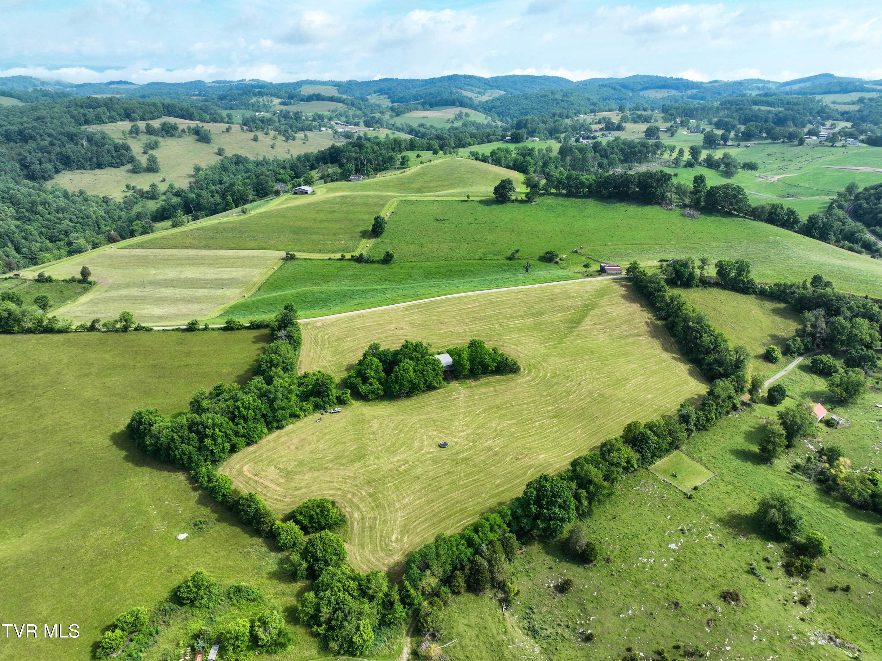 Lot 2 Wayside Meadows Road, Unit 2 Nickelsville, VA 24271 - Photo 7 of 41 Wayside Meadows Rd Drone GLOV-18