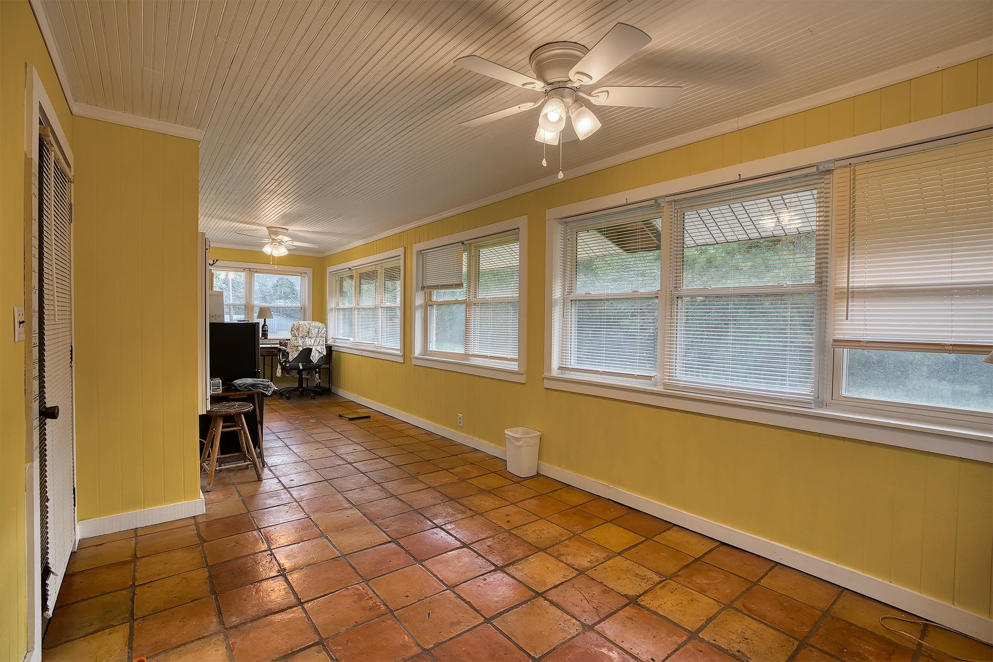 7476 Foard Road Beaumont, TX 77705 - Photo 38 of 49 a living room with furniture and a large window