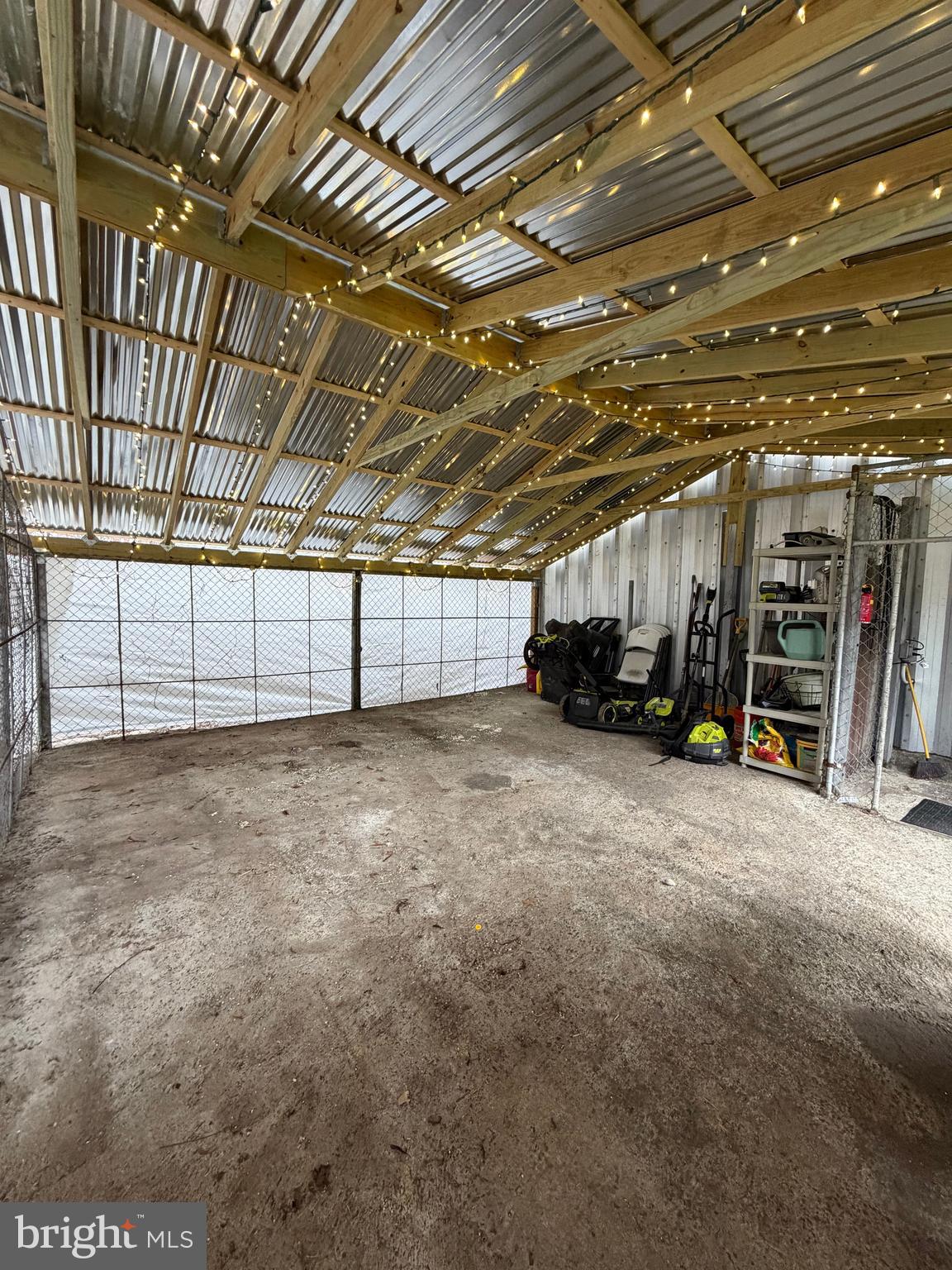 702 Newport Road Bristol, PA 19007 - Photo 5 of 32