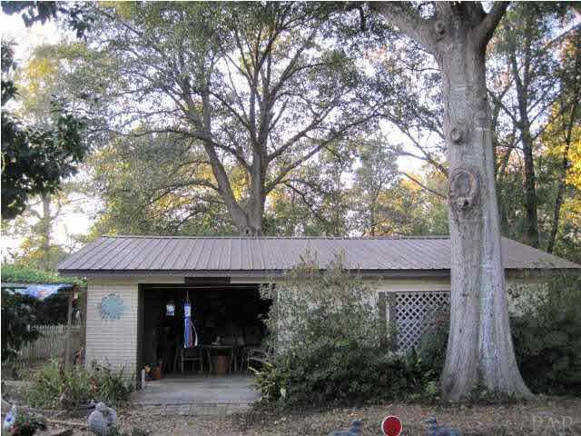 1949 Brentco Road Cantonment, FL 32533 - Photo 2 of 14 Garage