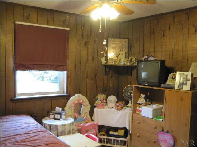 1949 Brentco Road Cantonment, FL 32533 - Photo 9 of 14 Add'l Bedroom