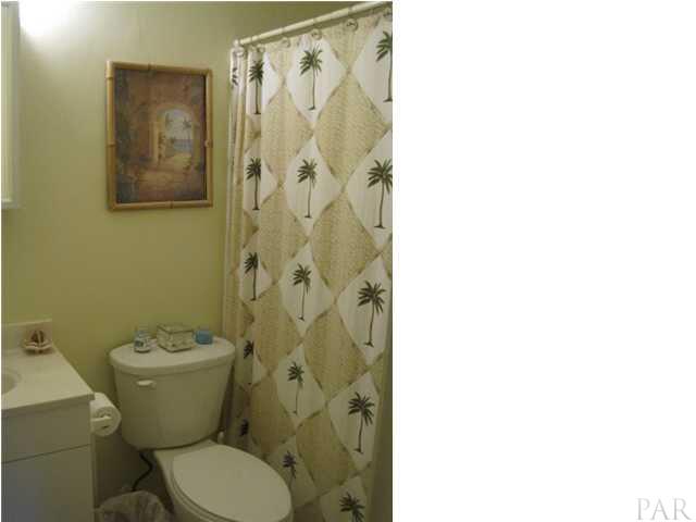 1949 Brentco Road Cantonment, FL 32533 - Photo 10 of 14 Full Bath