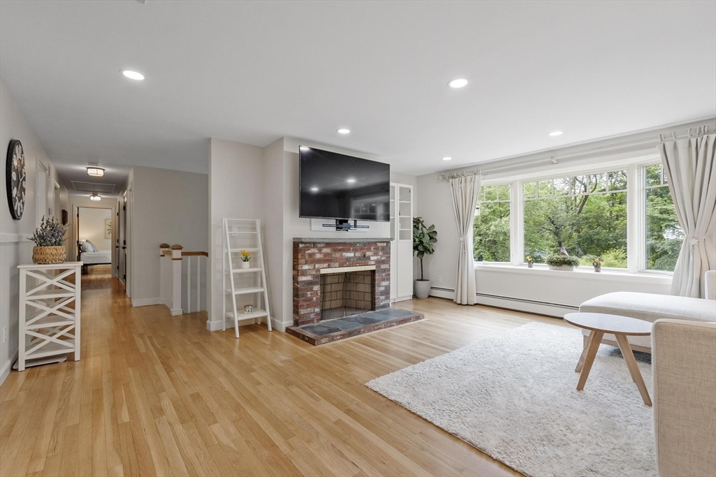 7 Minuteman Road Acton, MA 01720 - Photo 11 of 42