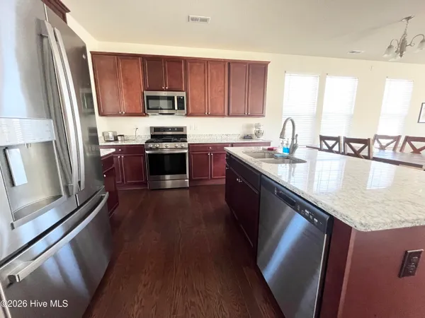 $2,517 | 3428 Crow Pt Way, Elizabeth City, NC 27909