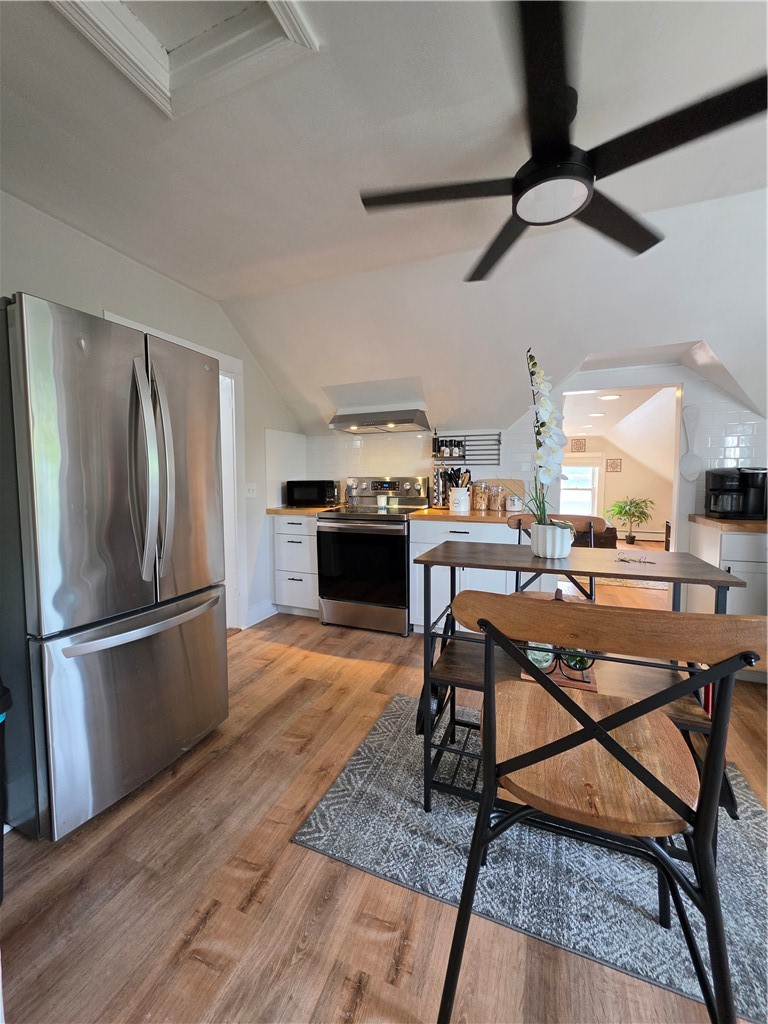 45 Cottage Street, Unit 2 Bristol, RI 02809 - Photo 4 of 19