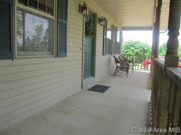 4 Drake Road Jacksonville, IL 62650 - Photo 16 of 21