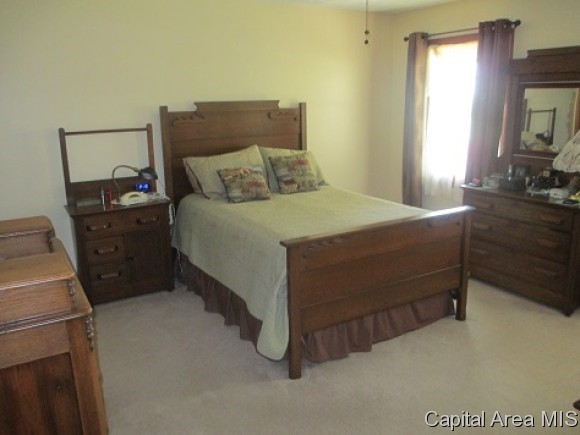 4 Drake Road Jacksonville, IL 62650 - Photo 9 of 21