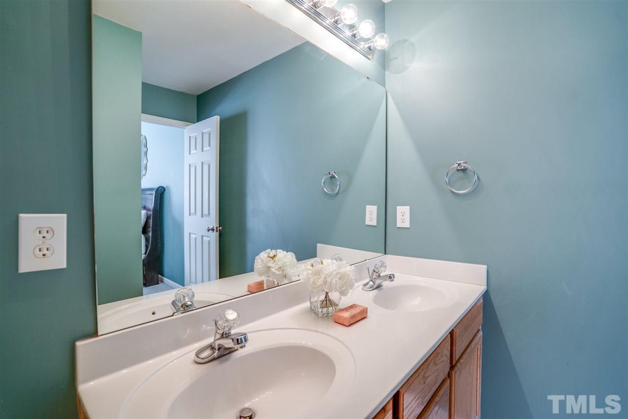 3909 Grandover Drive Raleigh, NC 27610 - Photo 15 of 25