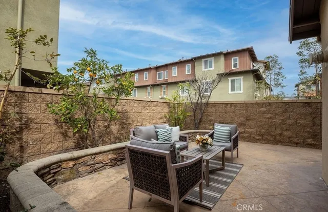 $4,650 | 325 Flyers Lane, Tustin, CA 92782