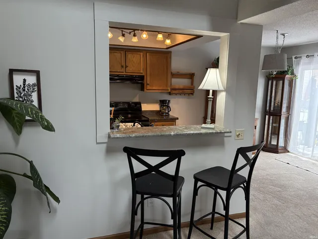 $187,500 | 4930 Pinebrook Drive, Unit 5, Fort Wayne, IN 46804