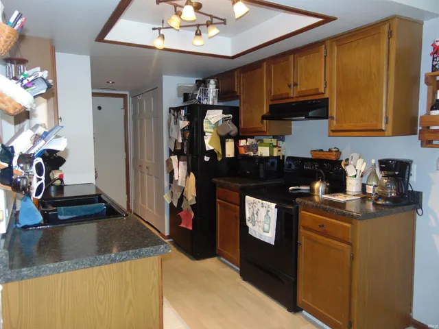 $187,500 | 4930 Pinebrook Drive, Unit 5, Fort Wayne, IN 46804