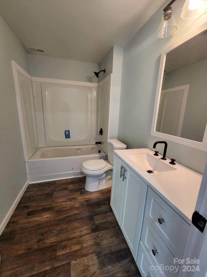 1004 Columbia Road Chester, SC 29706 - Photo 12 of 15 a bathroom with a sink and a mirror