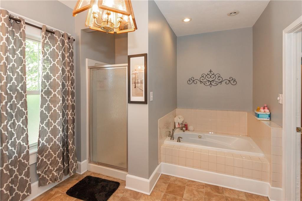 11006 South McGregor Road Indianapolis, IN 46259 - Photo 11 of 21 Gallery Image 11
