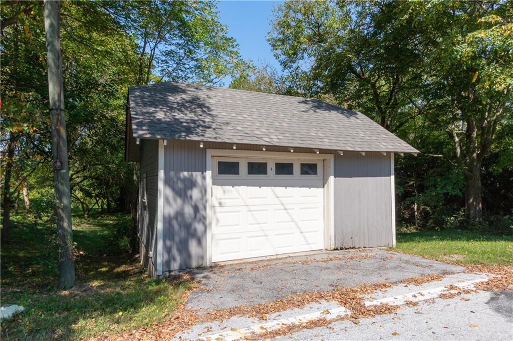 11006 South McGregor Road Indianapolis, IN 46259 - Photo 20 of 21 Gallery Image 20