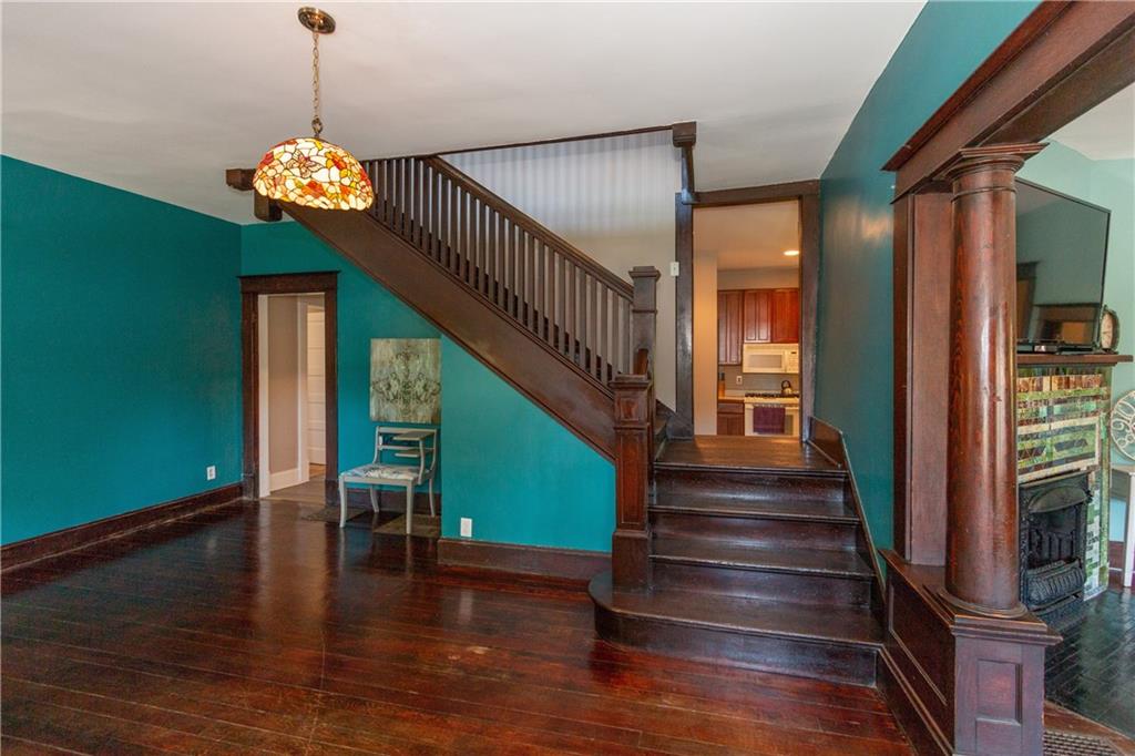 11006 South McGregor Road Indianapolis, IN 46259 - Photo 4 of 21 Gallery Image 4
