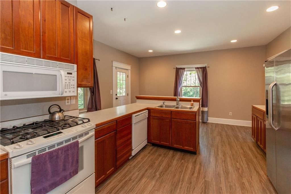 11006 South McGregor Road Indianapolis, IN 46259 - Photo 10 of 21 Gallery Image 10