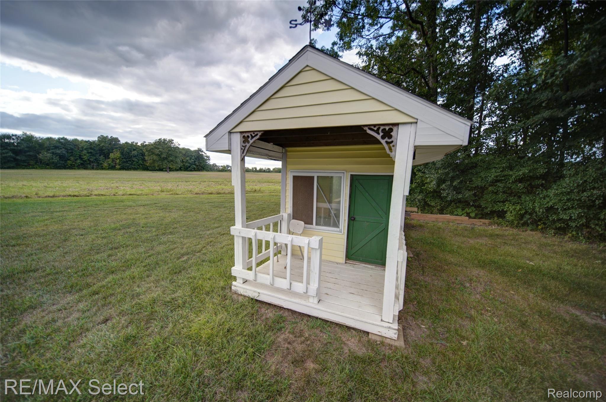 3303 North Irish Road Davison, MI 48423 - Photo 64 of 91 3303 North Irish Road 112.jpg