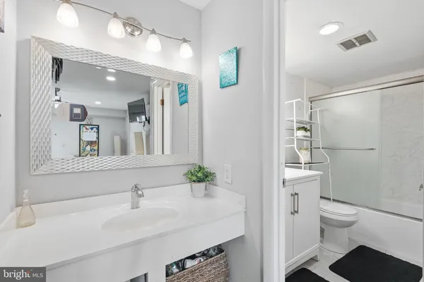 $243,000 | 13205 Dairymaid Drive, Unit 63, Germantown, MD 20874