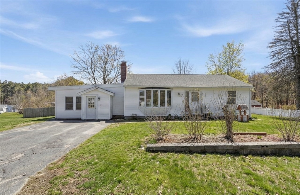 748 Ashby State Road Fitchburg, MA 01420 - Photo 1 of 38