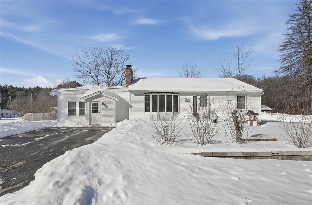 748 Ashby State Road Fitchburg, MA 01420 - Photo 2 of 38