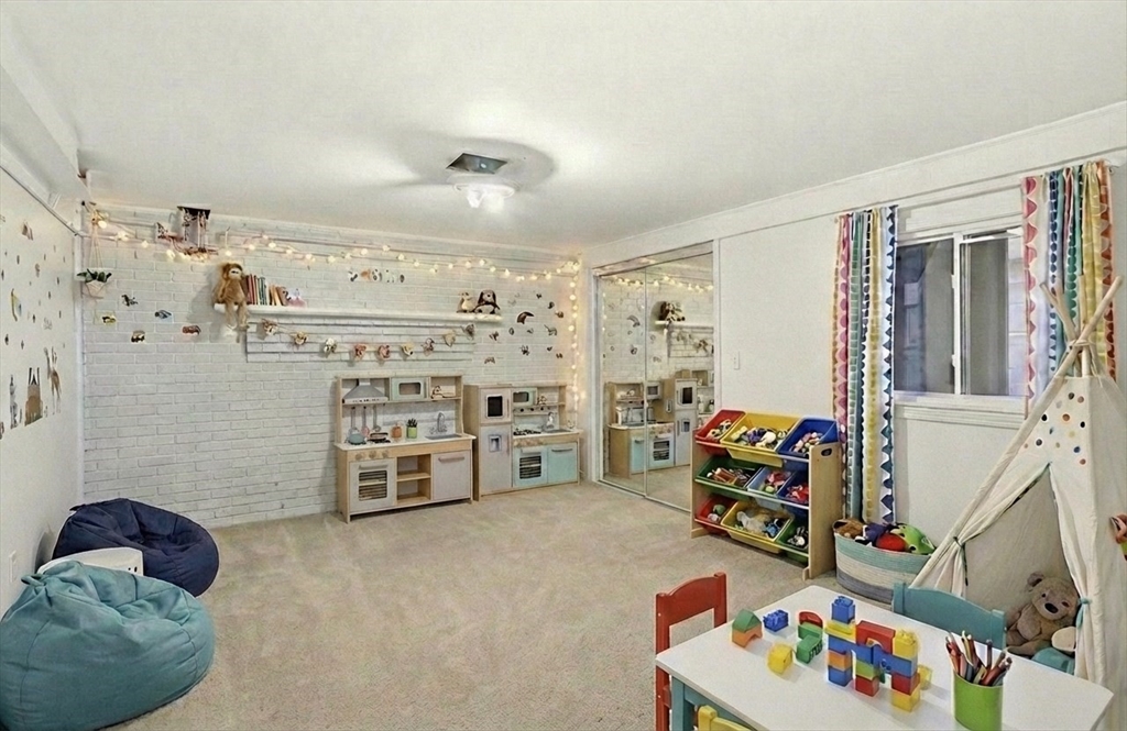 748 Ashby State Road Fitchburg, MA 01420 - Photo 29 of 38