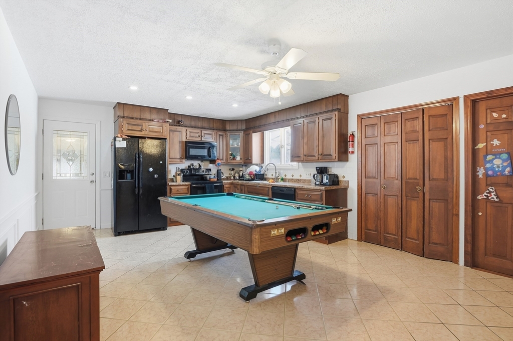 748 Ashby State Road Fitchburg, MA 01420 - Photo 8 of 38